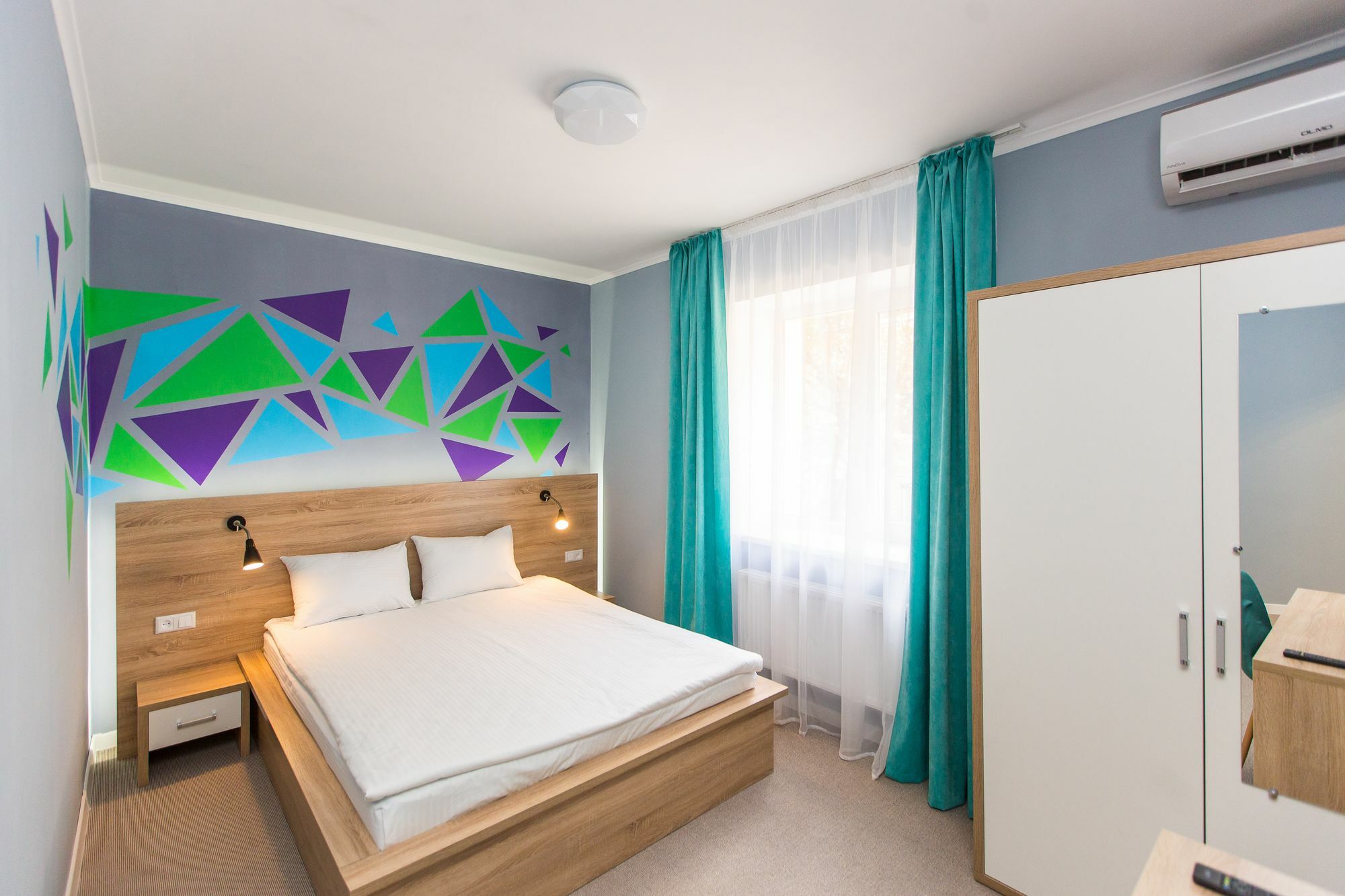 Blum Hotel Lviv Bagian luar foto